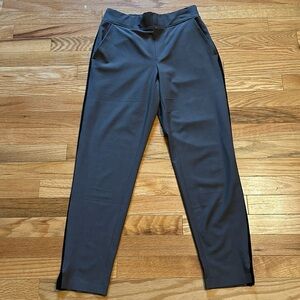 Like new Athleta Brooklyn ankle pants with black side stripe. Size 0.